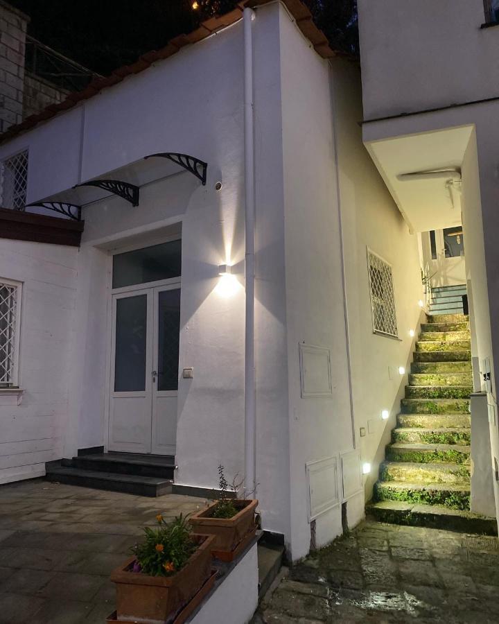 Vico Di Mare Apartment วีโกเอเกวนเซ ภายนอก รูปภาพ