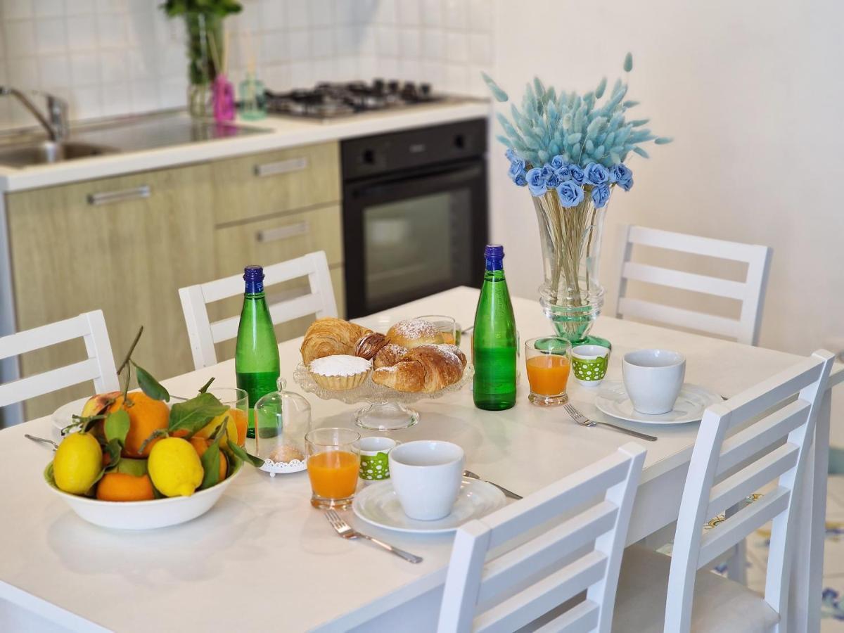 Vico Di Mare Apartment วีโกเอเกวนเซ ภายนอก รูปภาพ