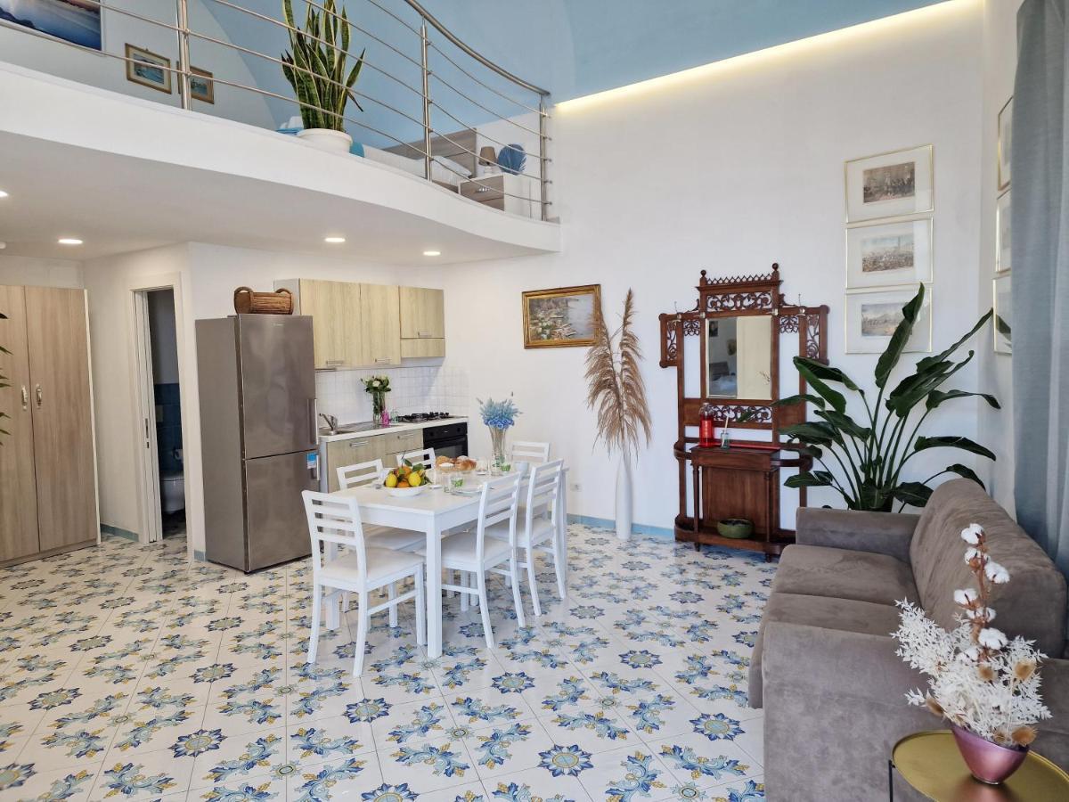 Vico Di Mare Apartment วีโกเอเกวนเซ ภายนอก รูปภาพ