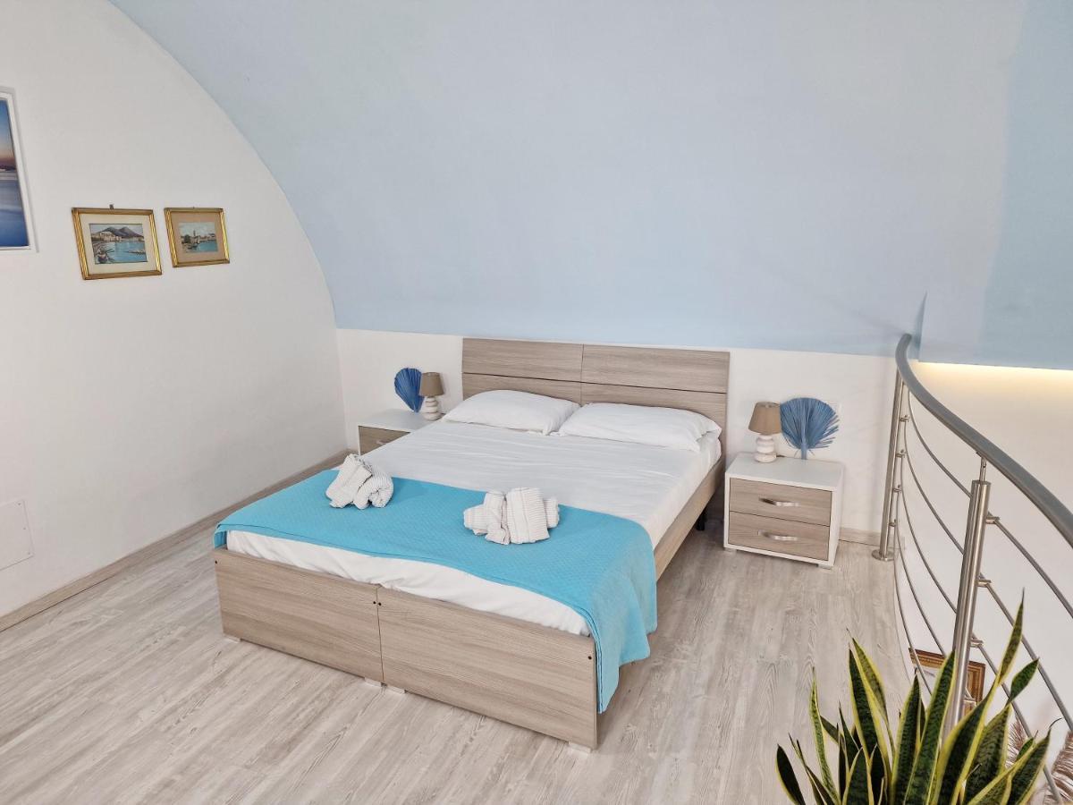 Vico Di Mare Apartment วีโกเอเกวนเซ ภายนอก รูปภาพ