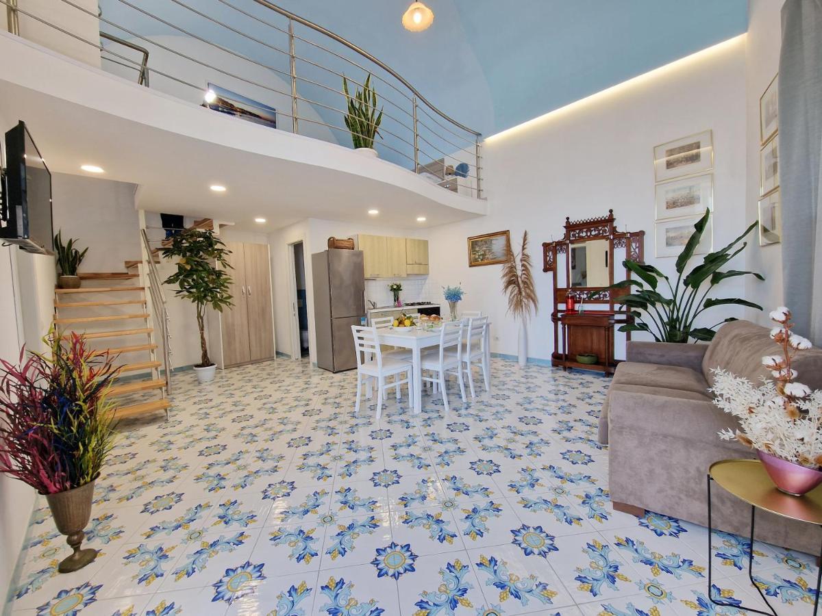 Vico Di Mare Apartment วีโกเอเกวนเซ ภายนอก รูปภาพ