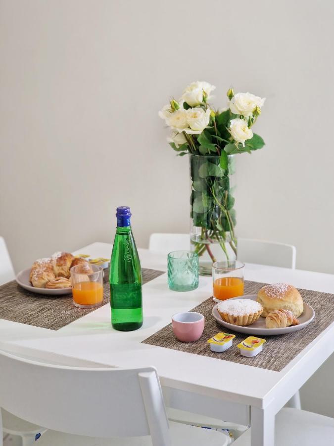 Vico Di Mare Apartment วีโกเอเกวนเซ ภายนอก รูปภาพ